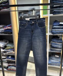 Calvin Klein Straight Fit Jeans