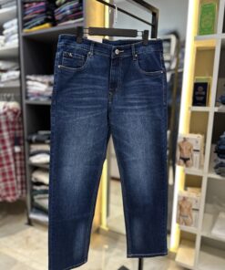 Calvin Klein Straight Fit Jeans